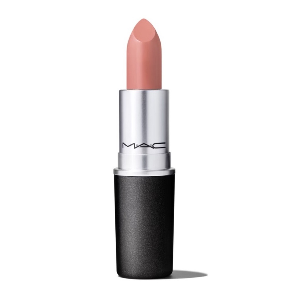 ‘Blankety’ - Mac Amplified Crème Lipstick